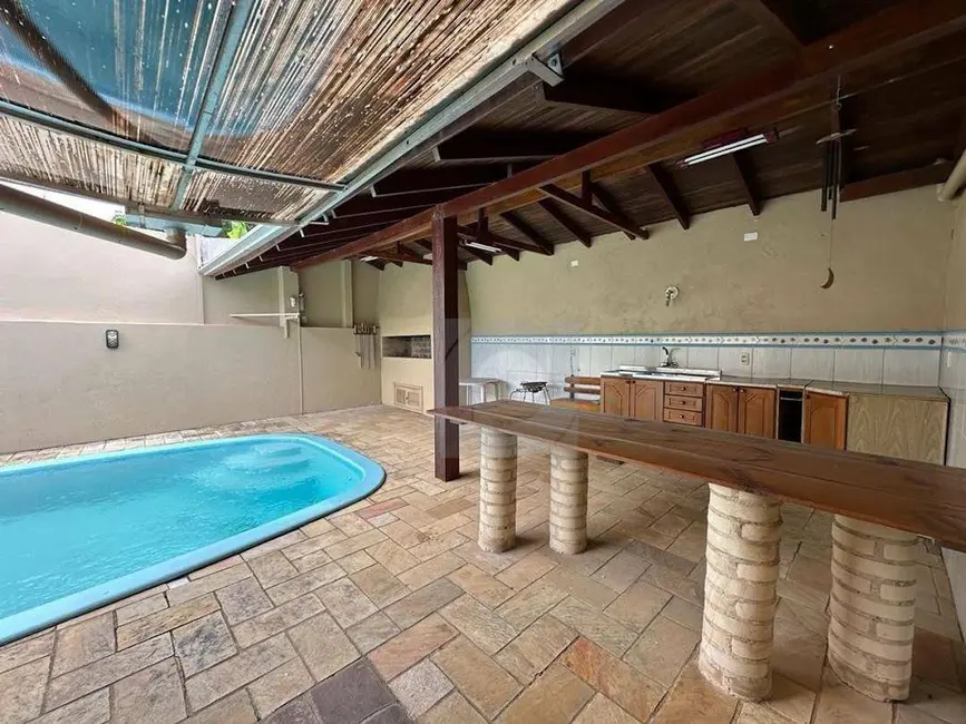 Casa com 2 quartos à venda, 250m2 em Portao - RS - imagem 3 Foto 3 de Casa com 2 quartos à venda, 250m2 em Portao - RS