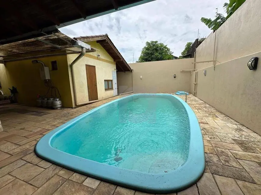 Casa com 2 quartos à venda, 250m2 em Portao - RS - imagem 6 Foto 6 de Casa com 2 quartos à venda, 250m2 em Portao - RS