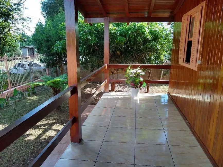Casa com 4 quartos à venda, 450m2 em Centro, Portao - RS - imagem 8 Foto 8 de Casa com 4 quartos à venda, 450m2 em Centro, Portao - RS