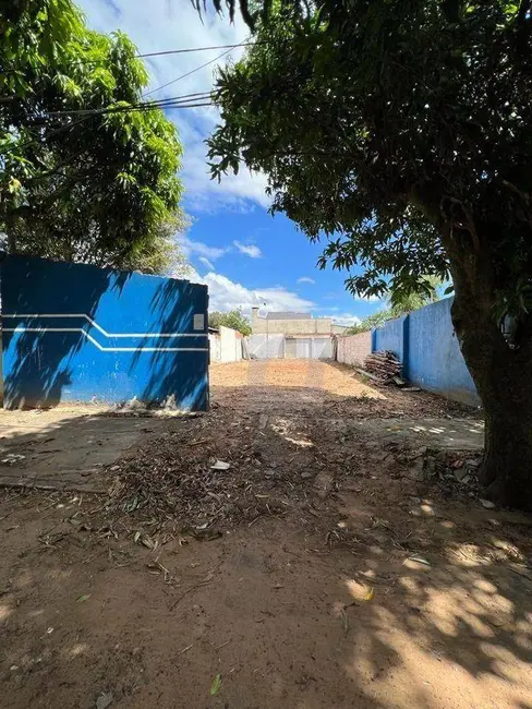 Foto 2 de Terreno / Lote à venda e para alugar, 300m2 em Feitoria, Sao Leopoldo - RS