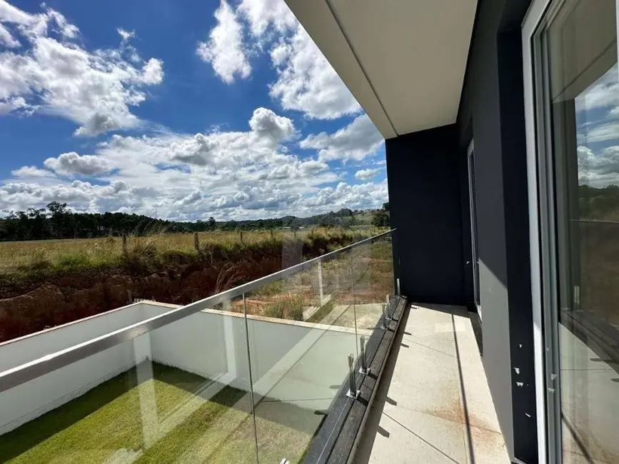 Sobrado com 3 quartos à venda, 177m2 em Portao - RS - imagem 4 Foto 4 de Sobrado com 3 quartos à venda, 177m2 em Portao - RS