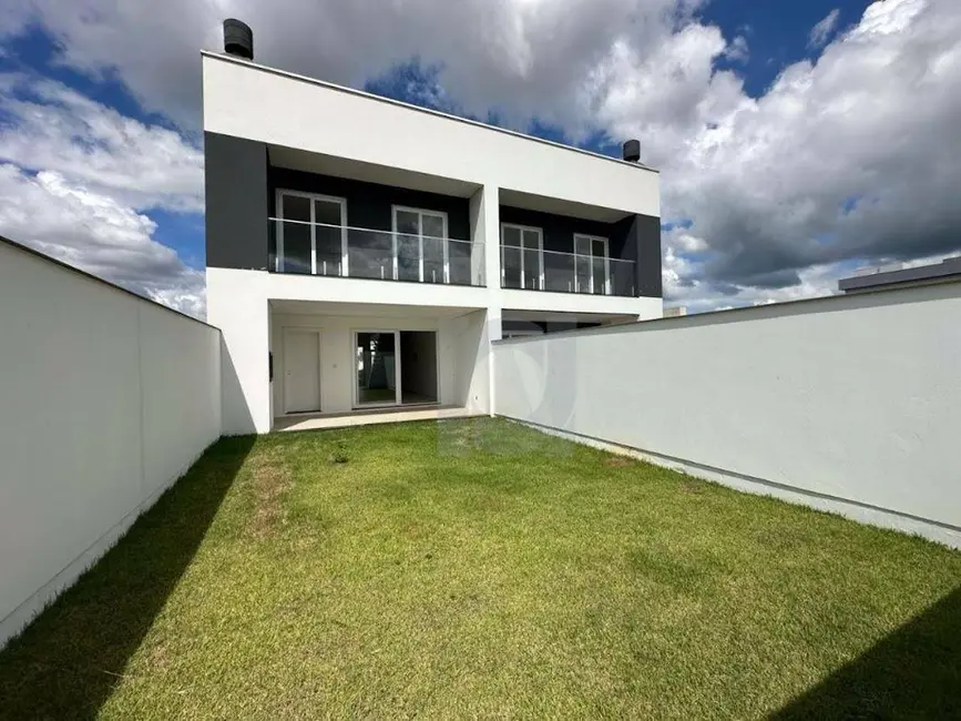 Sobrado com 3 quartos à venda, 177m2 em Portao - RS - imagem 5 Foto 5 de Sobrado com 3 quartos à venda, 177m2 em Portao - RS