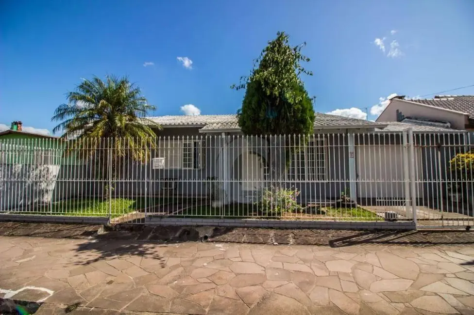 Foto 1 de Casa com 3 quartos à venda, 360m2 em Santos Dumont, Sao Leopoldo - RS