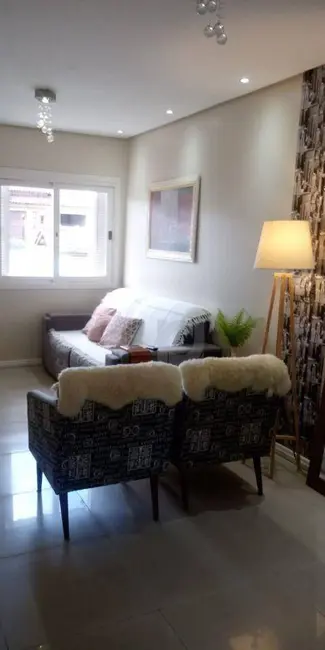 Casa com 3 quartos à venda, 100m2 em Vargas, Sapucaia Do Sul - RS - imagem 5 Foto 5 de Casa com 3 quartos à venda, 100m2 em Vargas, Sapucaia Do Sul - RS