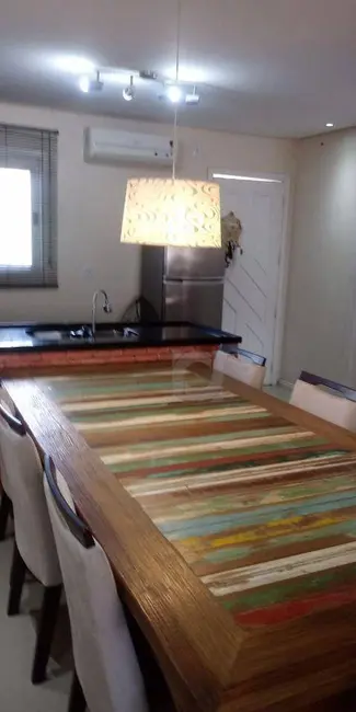 Casa com 3 quartos à venda, 100m2 em Vargas, Sapucaia Do Sul - RS - imagem 7 Foto 7 de Casa com 3 quartos à venda, 100m2 em Vargas, Sapucaia Do Sul - RS