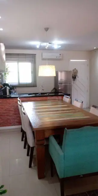 Casa com 3 quartos à venda, 100m2 em Vargas, Sapucaia Do Sul - RS - imagem 6 Foto 6 de Casa com 3 quartos à venda, 100m2 em Vargas, Sapucaia Do Sul - RS