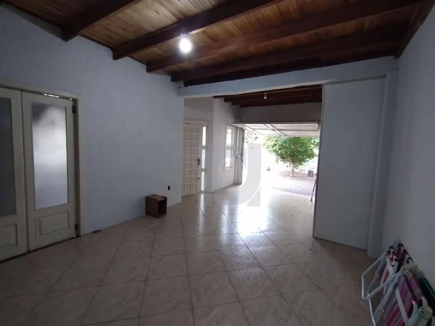 Foto 2 de Casa com 3 quartos à venda, 360m2 em Centro, Portao - RS