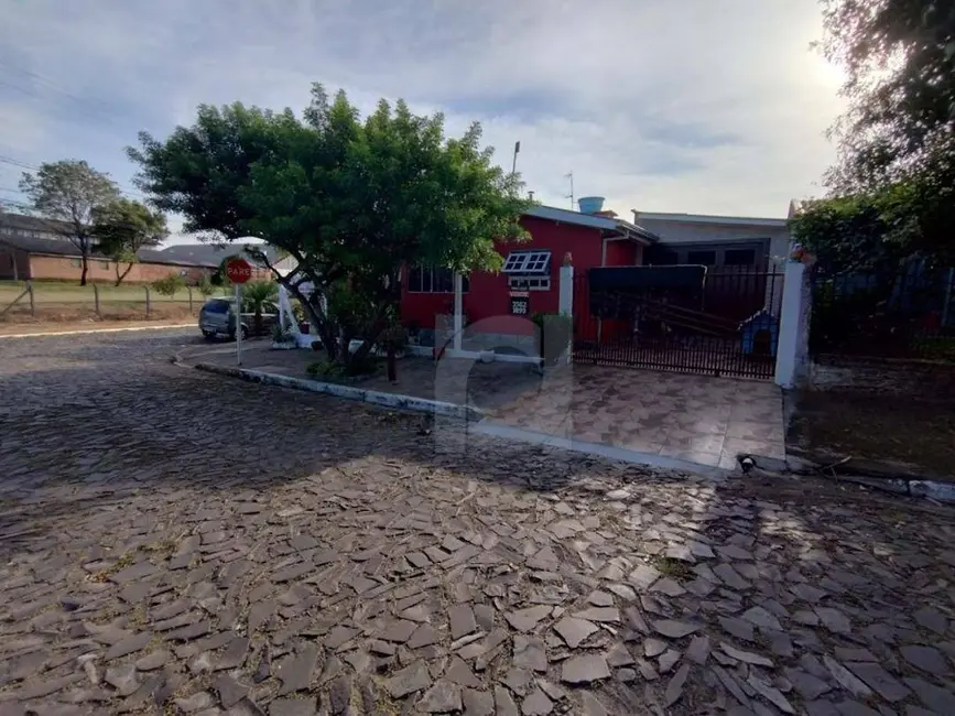 Foto 1 de Casa com 2 quartos à venda, 178m2 em Portao - RS