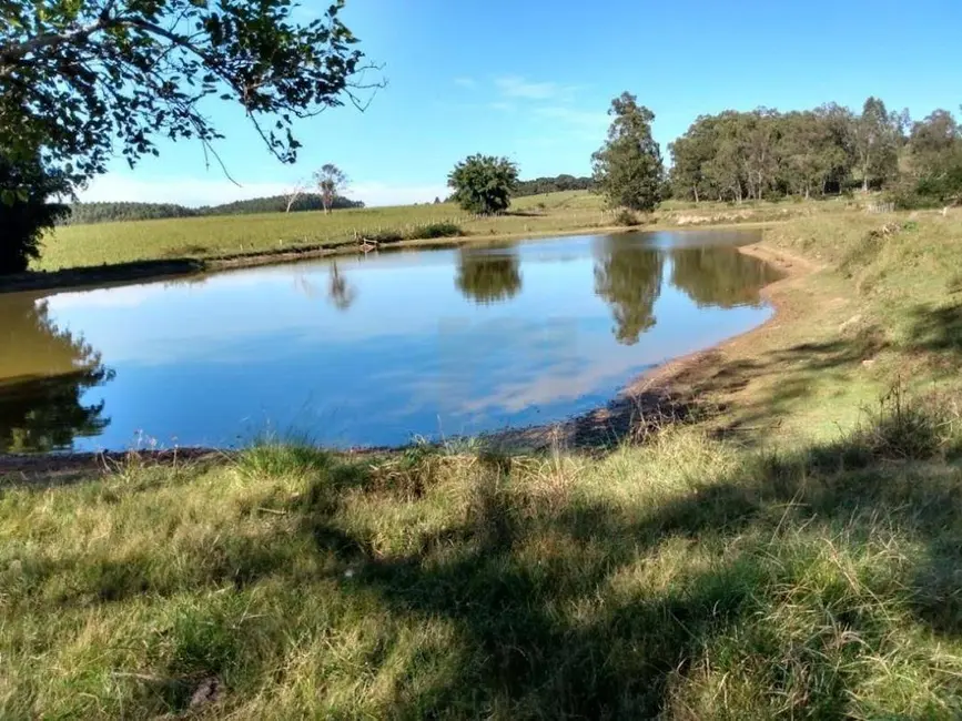 Foto 2 de Sítio / Rancho com 4 quartos à venda, 165m2 em Portao - RS