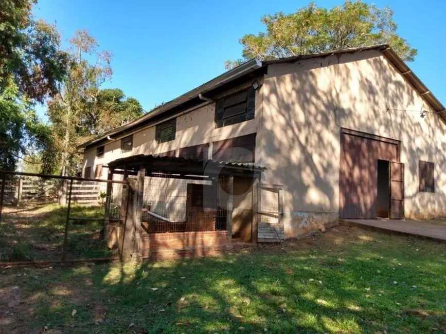 Sítio / Rancho com 4 quartos à venda, 165m2 em Portao - RS - imagem 9 Foto 9 de Sítio / Rancho com 4 quartos à venda, 165m2 em Portao - RS