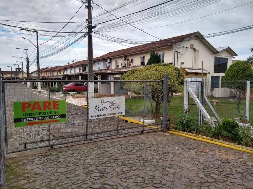 Casa com 2 quartos à venda, 50m2 em Centro, Portao - RS - imagem 3 Foto 3 de Casa com 2 quartos à venda, 50m2 em Centro, Portao - RS