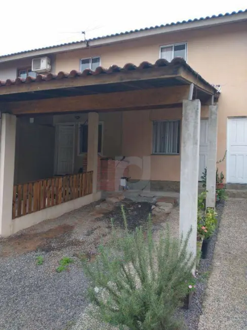 Casa com 2 quartos à venda, 50m2 em Centro, Portao - RS - imagem 1 Foto 1 de Casa com 2 quartos à venda, 50m2 em Centro, Portao - RS