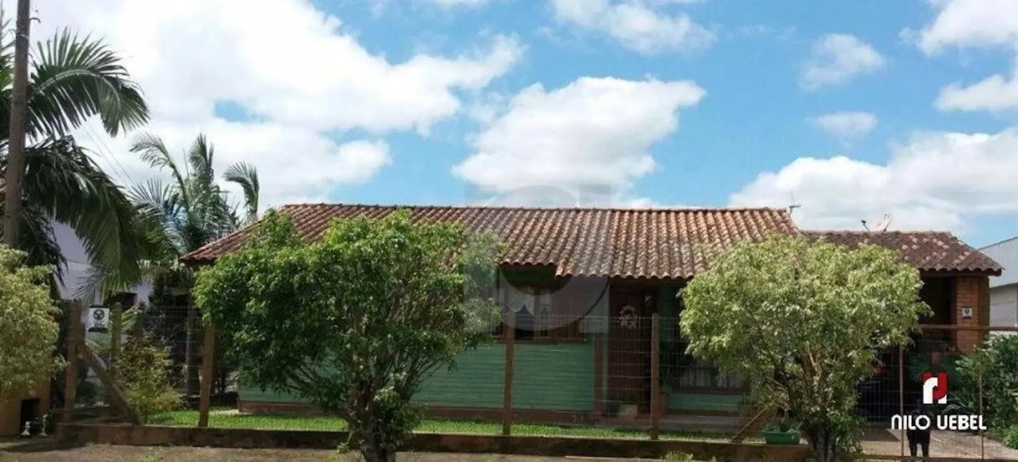 Foto 1 de Casa com 2 quartos à venda, 63m2 em Portao - RS