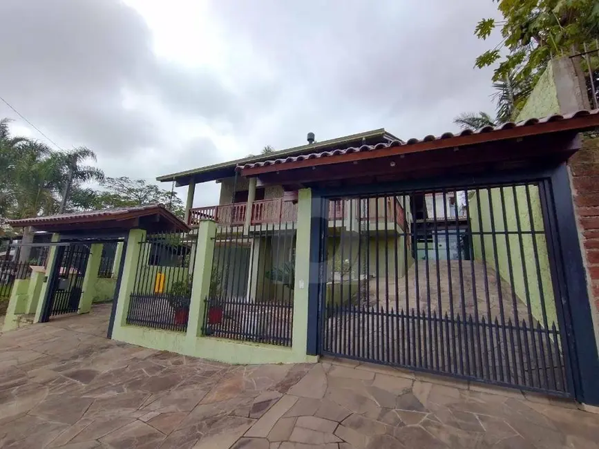Casa com 3 quartos à venda, 250m2 em Portao - RS - imagem 1 Foto 1 de Casa com 3 quartos à venda, 250m2 em Portao - RS