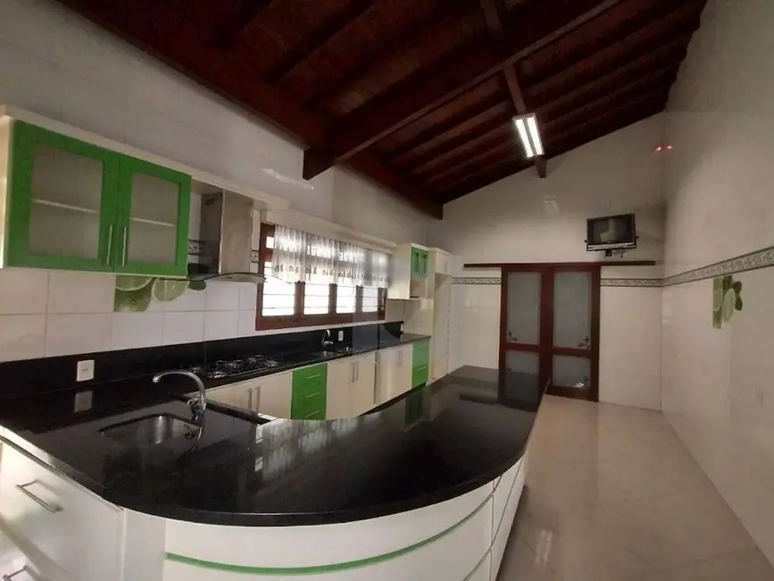 Casa com 3 quartos à venda, 250m2 em Portao - RS - imagem 8 Foto 8 de Casa com 3 quartos à venda, 250m2 em Portao - RS