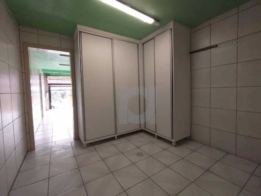Casa com 3 quartos à venda, 250m2 em Portao - RS - imagem 6 Foto 6 de Casa com 3 quartos à venda, 250m2 em Portao - RS