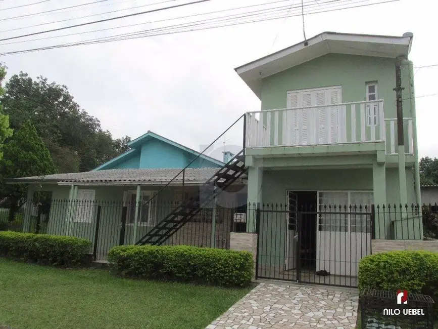 Casa com 2 quartos à venda, 98m2 em Centro, Portao - RS - imagem 2 Foto 2 de Casa com 2 quartos à venda, 98m2 em Centro, Portao - RS