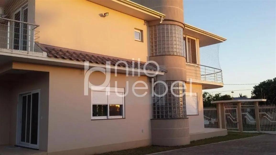 Foto 2 de Casa com 3 quartos à venda, 600m2 em Vacchi, Sapucaia Do Sul - RS