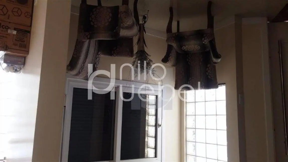 Casa com 3 quartos à venda, 600m2 em Vacchi, Sapucaia Do Sul - RS - imagem 8 Foto 8 de Casa com 3 quartos à venda, 600m2 em Vacchi, Sapucaia Do Sul - RS