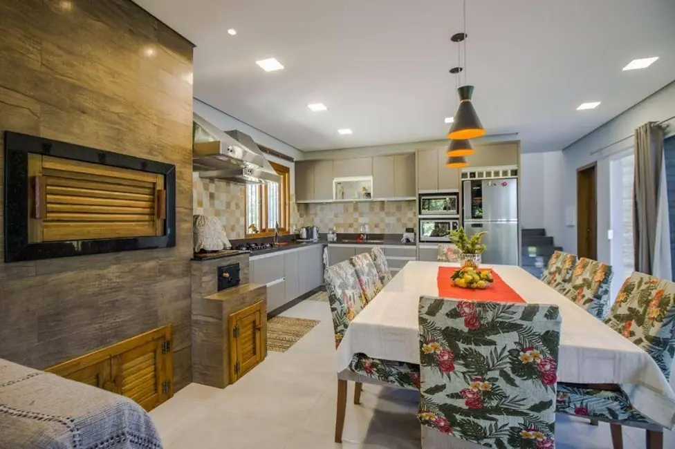 Foto 6 de Sítio / Rancho com 4 quartos à venda, 20000m2 em Lomba Grande, Novo Hamburgo - RS