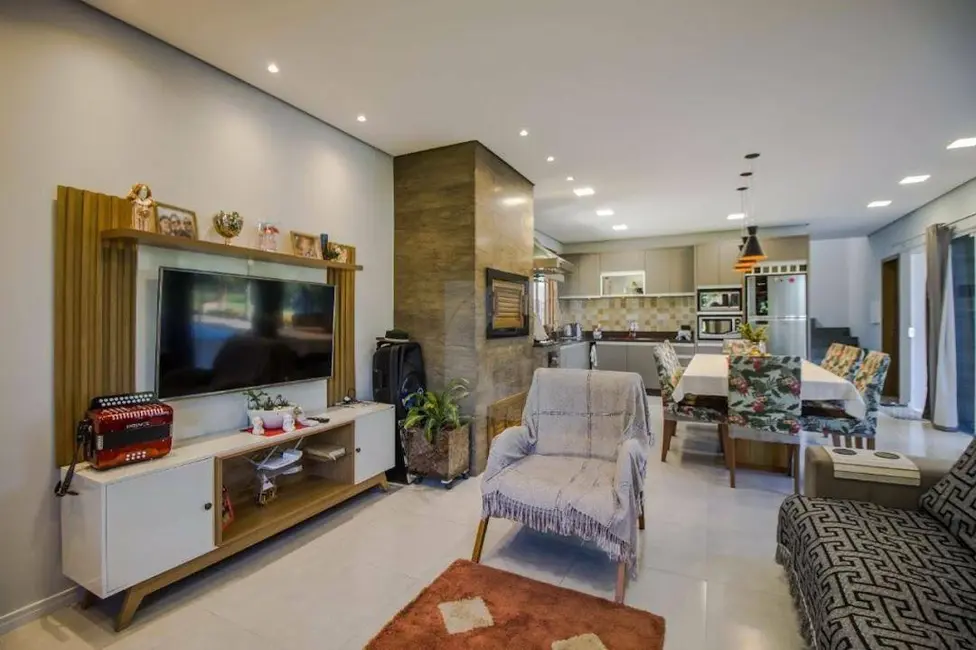 Foto 5 de Sítio / Rancho com 4 quartos à venda, 20000m2 em Lomba Grande, Novo Hamburgo - RS