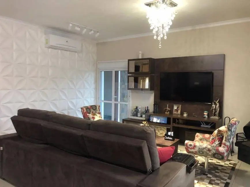 Foto 7 de Casa de Condomínio com 3 quartos à venda, 776m2 em Lomba Grande, Novo Hamburgo - RS