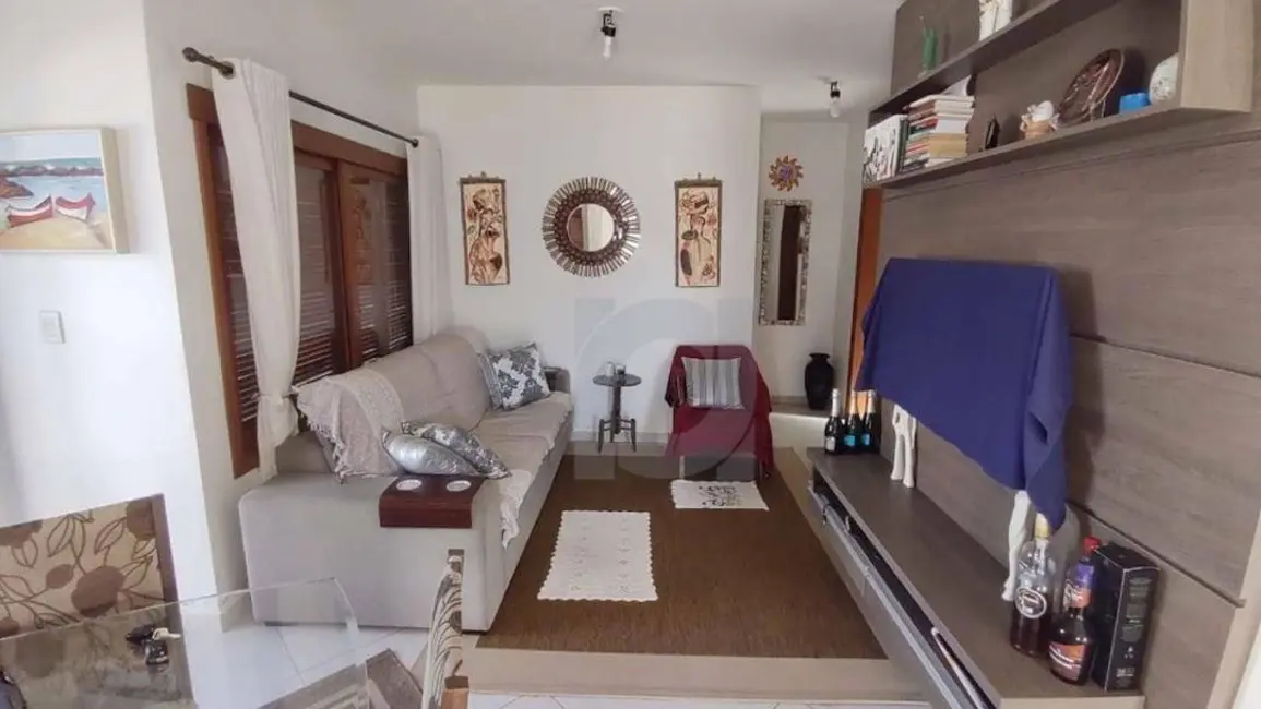 Foto 2 de Casa com 2 quartos à venda, 300m2 em Centro, Tramandai - RS