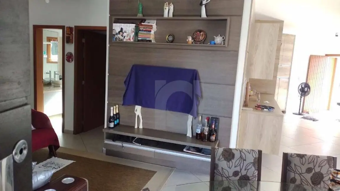 Foto 10 de Casa com 2 quartos à venda, 300m2 em Centro, Tramandai - RS