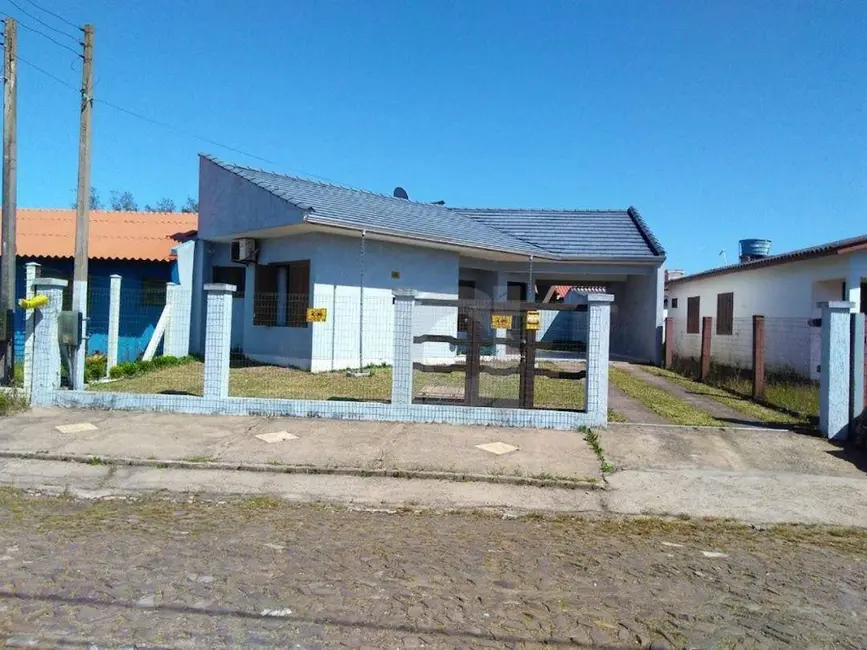 Foto 1 de Casa com 2 quartos à venda, 300m2 em Centro, Tramandai - RS