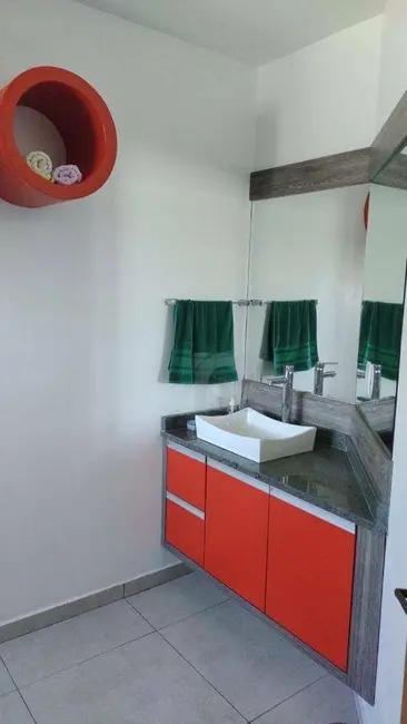 Casa com 2 quartos à venda, 300m2 em Centro, Tramandai - RS - imagem 8 Foto 8 de Casa com 2 quartos à venda, 300m2 em Centro, Tramandai - RS