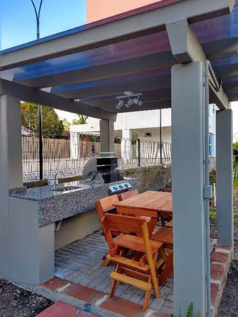 Foto 2 de Apartamento com 3 quartos à venda, 55m2 em Centro, Portao - RS