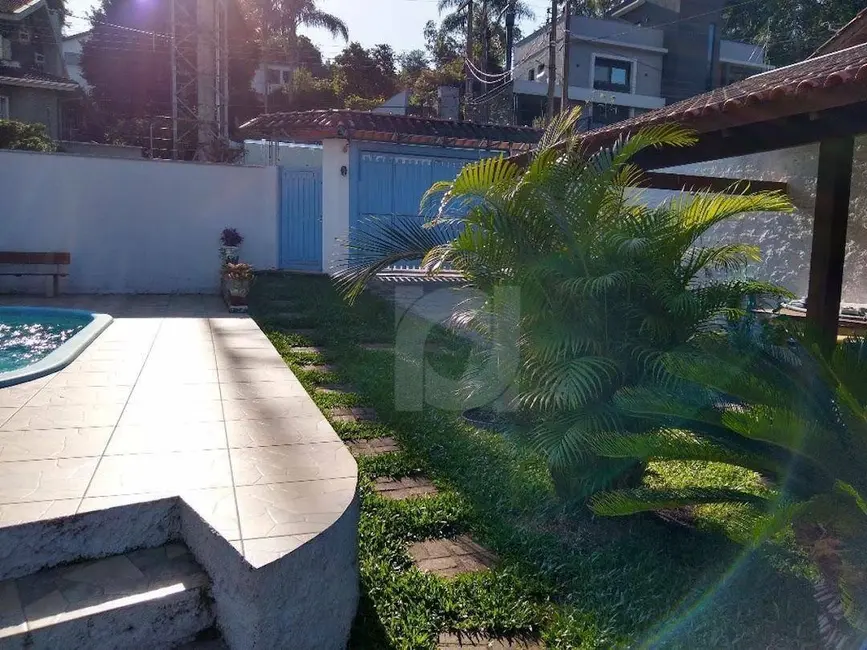 Foto 8 de Casa com 3 quartos à venda, 435m2 em Novo Hamburgo - RS