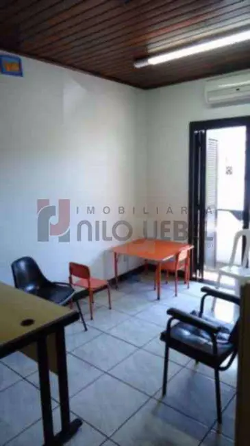 Casa com 3 quartos à venda e para alugar, 380m2 em Centro, Sao Leopoldo - RS - imagem 8 Foto 8 de Casa com 3 quartos à venda e para alugar, 380m2 em Centro, Sao Leopoldo - RS