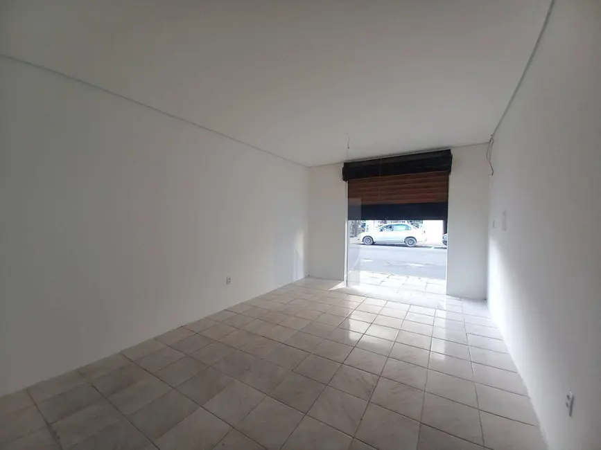 Loja para alugar, 30m2 em Centro, Sao Leopoldo - RS - imagem 3 Foto 3 de Loja para alugar, 30m2 em Centro, Sao Leopoldo - RS