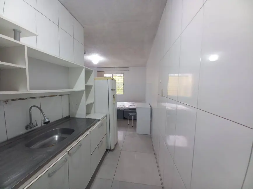Foto 8 de Kitnet com 1 quarto à venda, 31m2 em Centro, Sao Leopoldo - RS