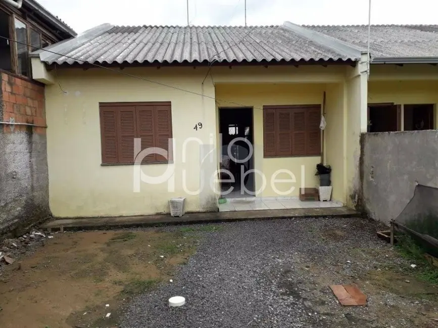 Foto 1 de Casa com 2 quartos à venda, 180m2 em Campina, Sao Leopoldo - RS