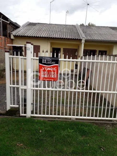 Foto 2 de Casa com 2 quartos à venda, 180m2 em Campina, Sao Leopoldo - RS