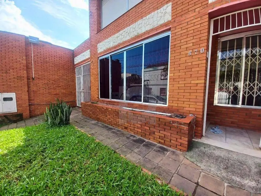 Foto 1 de Casa com 3 quartos à venda, 353m2 em Centro, Sao Leopoldo - RS