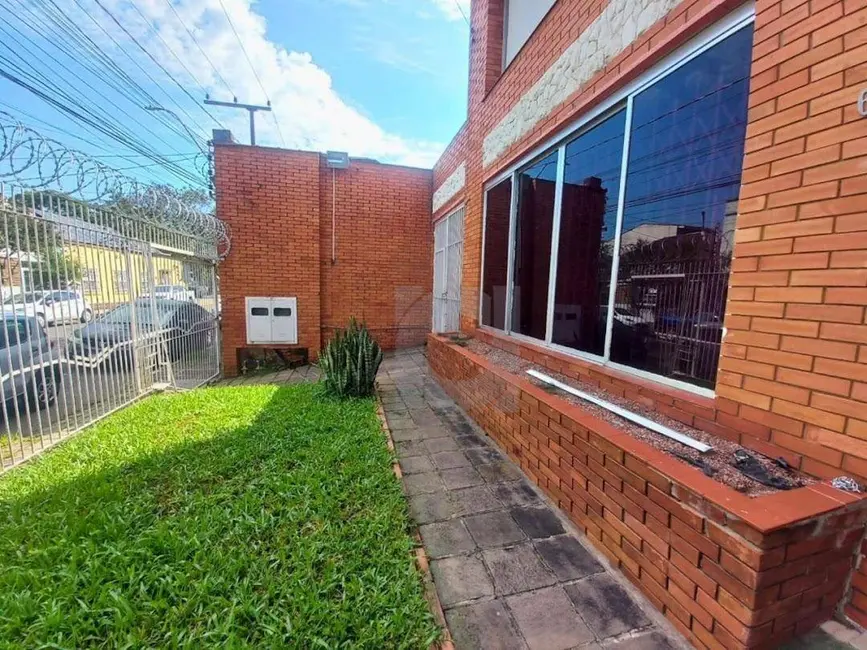 Casa com 3 quartos à venda, 353m2 em Centro, Sao Leopoldo - RS - imagem 3 Foto 3 de Casa com 3 quartos à venda, 353m2 em Centro, Sao Leopoldo - RS