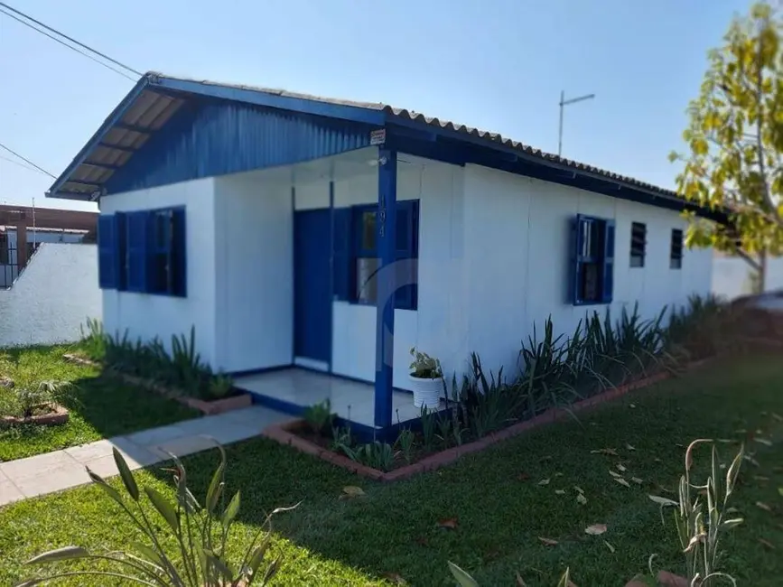 Foto 2 de Casa com 3 quartos à venda, 420m2 em Feitoria, Sao Leopoldo - RS