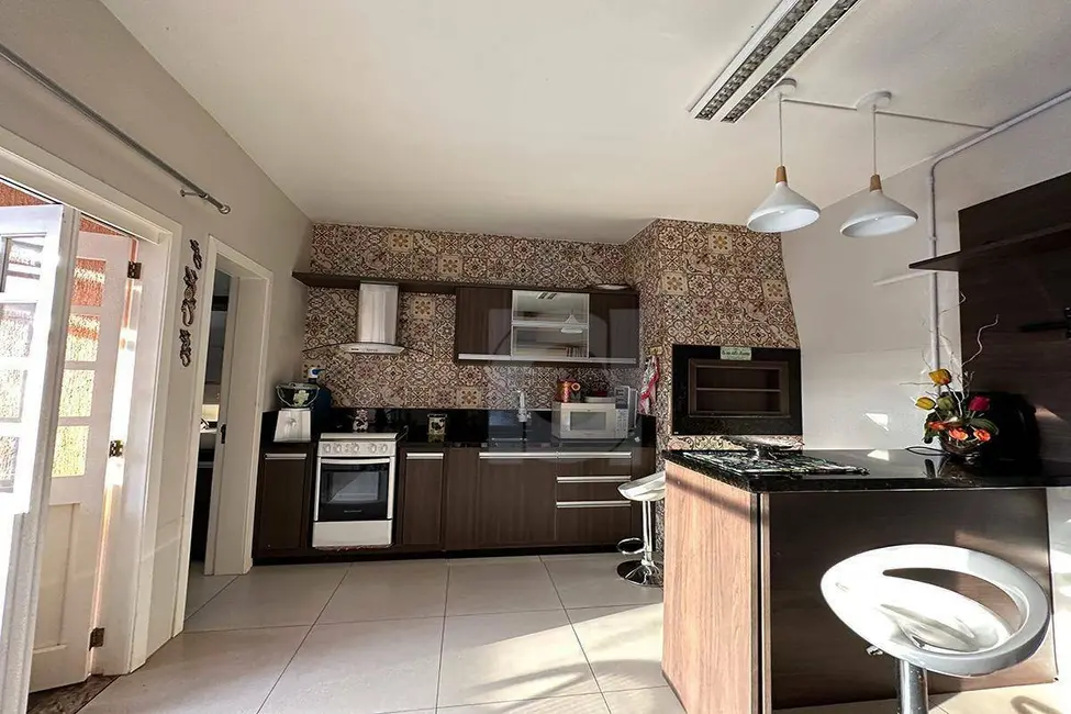 Foto 3 de Casa com 3 quartos à venda, 360m2 em Scharlau, Sao Leopoldo - RS