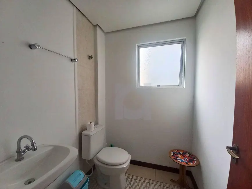 Sala Comercial à venda e para alugar, 64m2 em Centro, Sao Leopoldo - RS - imagem 9 Foto 9 de Sala Comercial à venda e para alugar, 64m2 em Centro, Sao Leopoldo - RS