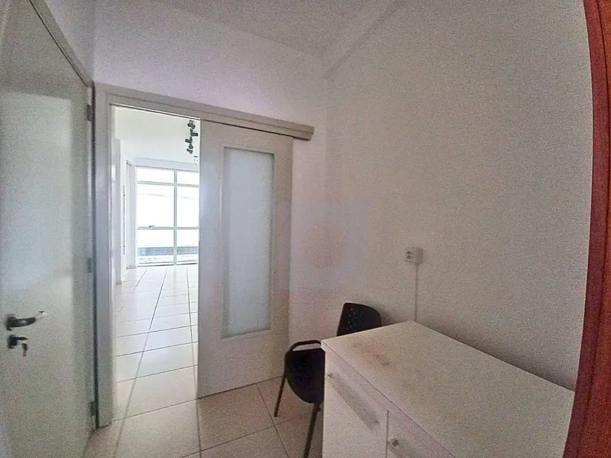 Sala Comercial à venda e para alugar, 64m2 em Centro, Sao Leopoldo - RS - imagem 7 Foto 7 de Sala Comercial à venda e para alugar, 64m2 em Centro, Sao Leopoldo - RS