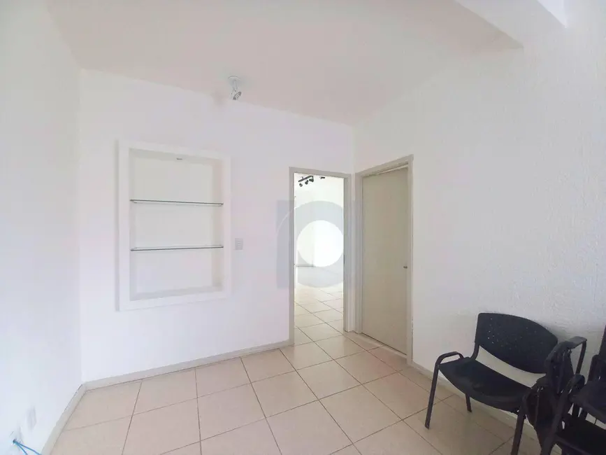 Sala Comercial à venda e para alugar, 64m2 em Centro, Sao Leopoldo - RS - imagem 3 Foto 3 de Sala Comercial à venda e para alugar, 64m2 em Centro, Sao Leopoldo - RS