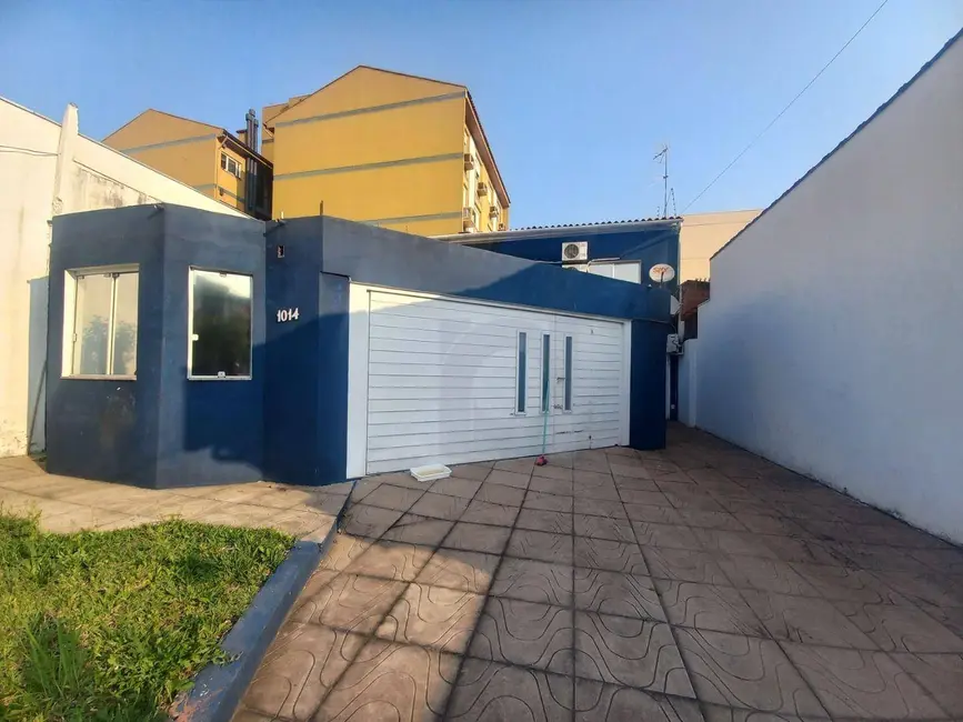 Foto 1 de Casa com 3 quartos para alugar, 180m2 em Centro, Sao Leopoldo - RS