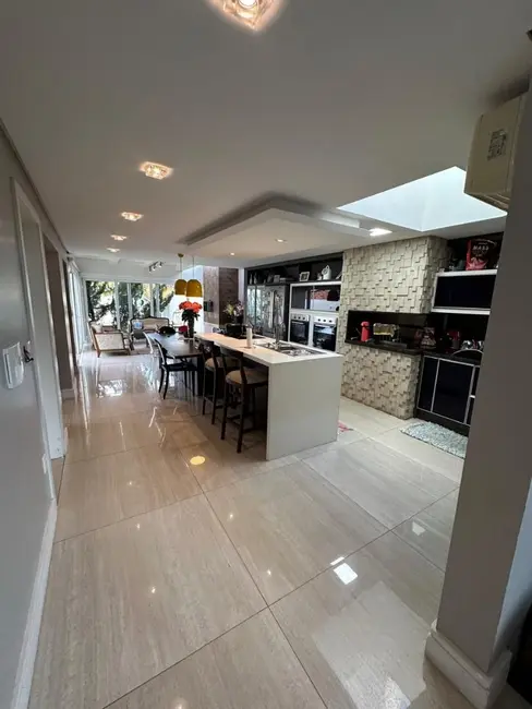 Casa com 2 quartos à venda e para alugar, 330m2 em Scharlau, Sao Leopoldo - RS - imagem 5 Foto 5 de Casa com 2 quartos à venda e para alugar, 330m2 em Scharlau, Sao Leopoldo - RS