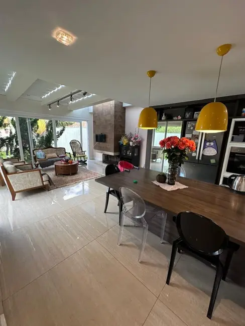 Casa com 2 quartos à venda e para alugar, 330m2 em Scharlau, Sao Leopoldo - RS - imagem 6 Foto 6 de Casa com 2 quartos à venda e para alugar, 330m2 em Scharlau, Sao Leopoldo - RS