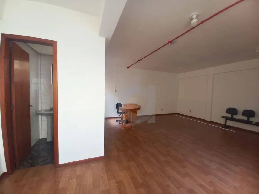 Sala Comercial para alugar, 37m2 em Centro, Sao Leopoldo - RS - imagem 3 Foto 3 de Sala Comercial para alugar, 37m2 em Centro, Sao Leopoldo - RS