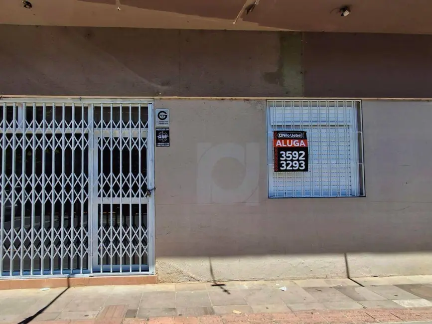 Loja para alugar, 76m2 em Centro, Sao Leopoldo - RS - imagem 1 Foto 1 de Loja para alugar, 76m2 em Centro, Sao Leopoldo - RS