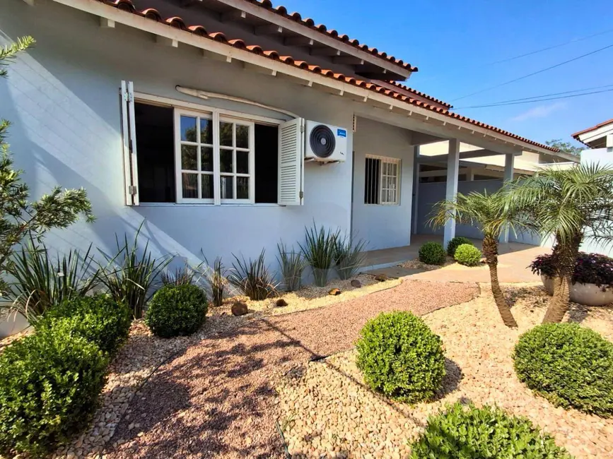 Foto 3 de Casa com 3 quartos à venda, 600m2 em Campina, Sao Leopoldo - RS